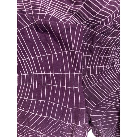 One Size LulaRoe Womens Leggings 3 Pair Assorted Skull Rose Spiderweb - Picture 3 of 8